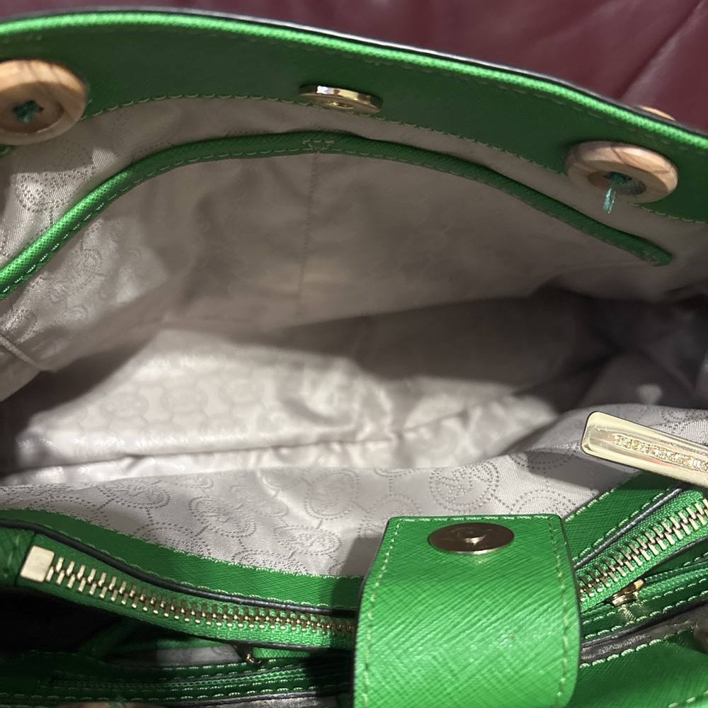 Michael Kors Bright Green Large Shoulder Crossbody Tote Bag w/ Brown Buttons‎ - Picture 4 of 10